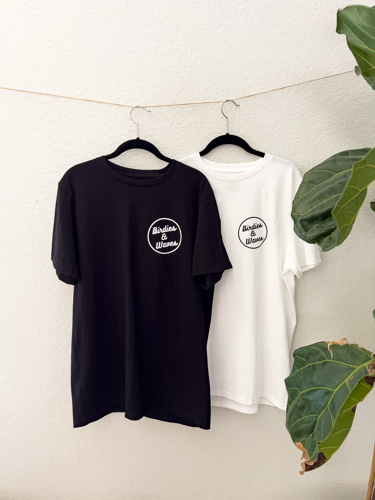 Relaxed Circular White T